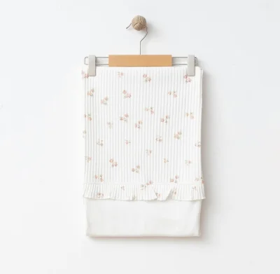  Küçük Çiçekler Beyaz Battaniye 